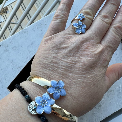 Jewelry set new, summer style with blue and gold flowers