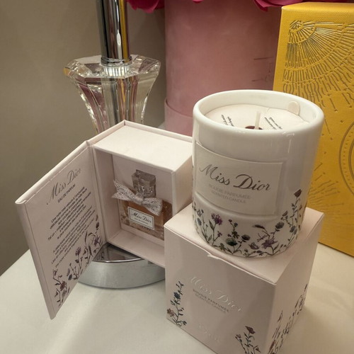 Miss Dior Candle and Miniature Set new, collectible