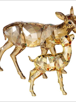 Swarovski ελαφίνα μαμά με το ελαφάκι της καινούργιο