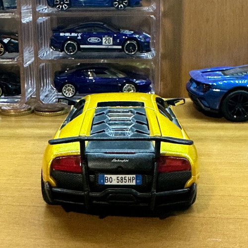 Burago Lamborghini Murciélago SV model car like new 1/32 scale