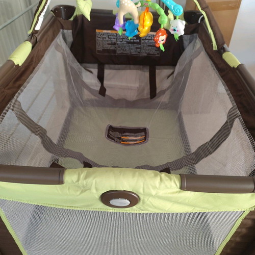 Graco Pack & Play baby playpen used, olive and brown