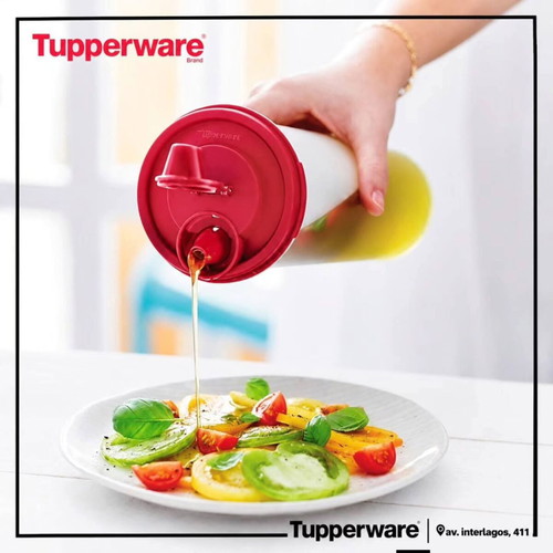 Tupperware 1.1L oil dispenser with measuring cap, new