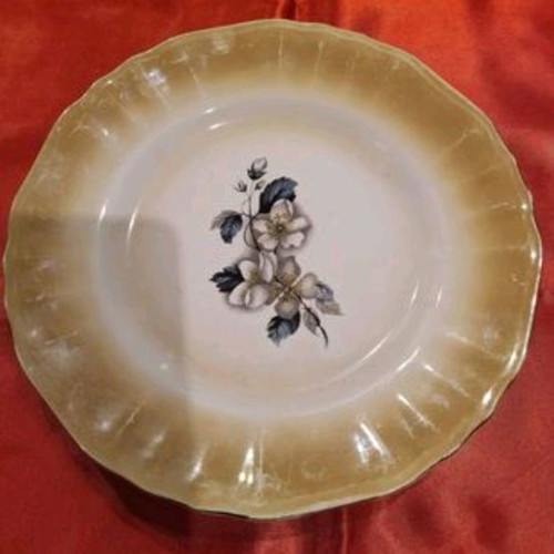 Keramikos plate set used, three dessert sets with gift plate