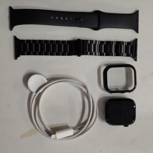 Apple Watch Series 10 46mm jet black used, battery health 94%