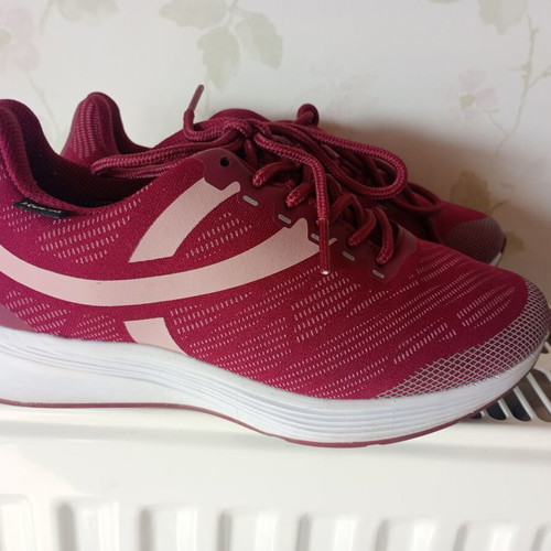 Energetics sports shoes for girl like new, size 35