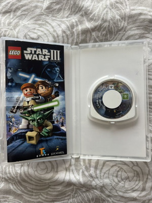 PSP игри като ново, комплект от 5 с немски обложки, пълни кутии