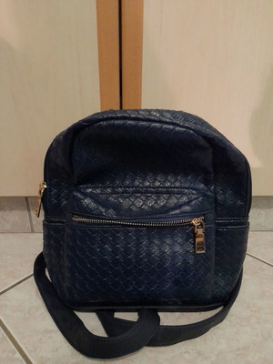 Τσάντα πλάτης μπλε ολοκαίνουργια