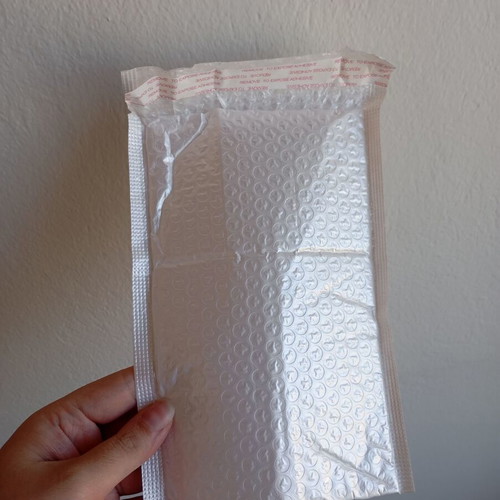 Courier bags pack of 5 white with foam and sticker 20×30 cm new