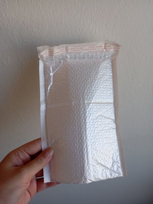 Courier bags pack of 5 white with foam and sticker 20×30 cm new