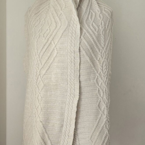 Knitted white scarf H&M used, beige