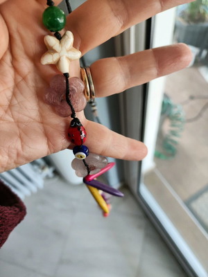 Necklace 40 centimeters with colorful elements
