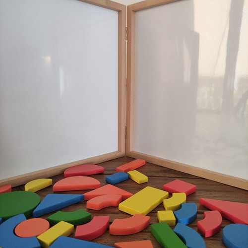 Djeco Geoforme Magnetic Construction Toy like new