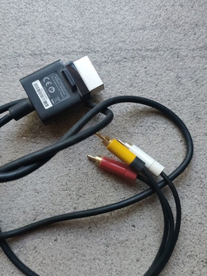 Microsoft Xbox 360 Composite AV Cable used