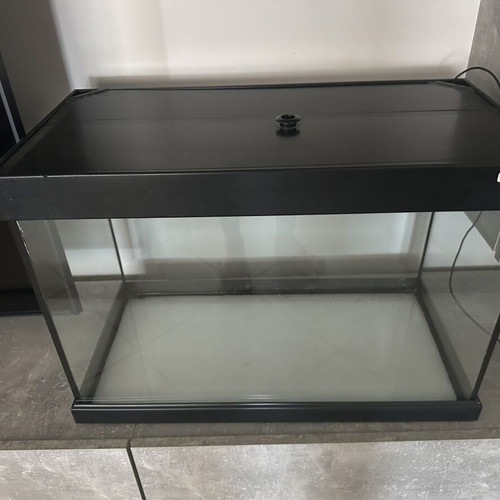 Aquarium 65 liters like new