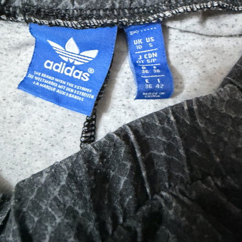 Adidas leggings like new, S, animal snake print