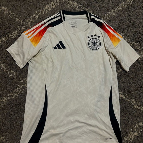 Germany football jersey like new medium size