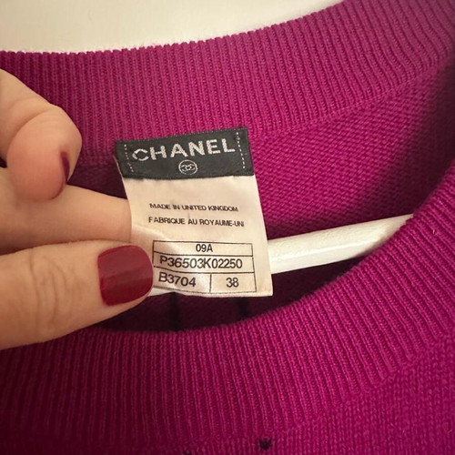 Chanel dress authentic like new, fuchsia, size M