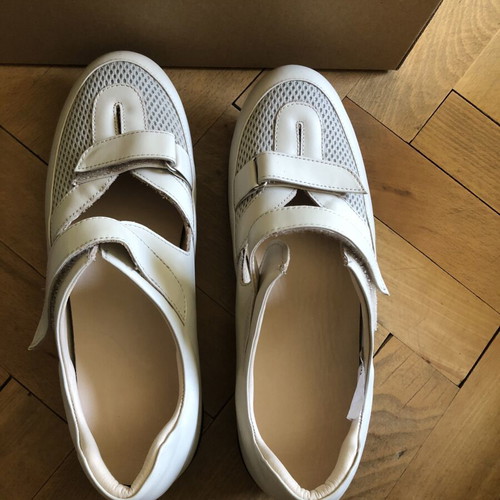 Orthopedic shoes new, beige, size 40, sandals and platforms