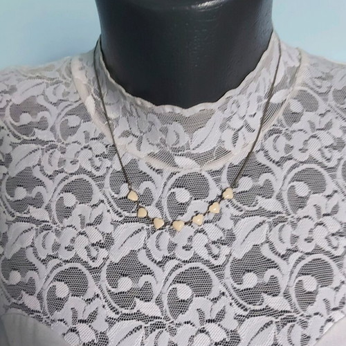Choker necklaces like new, set of 3 pieces