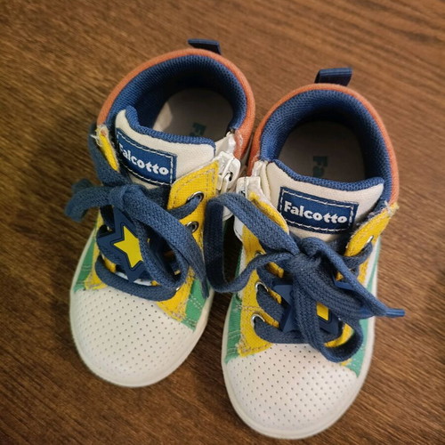 Falcotto Naturino baby shoes like new, size 22