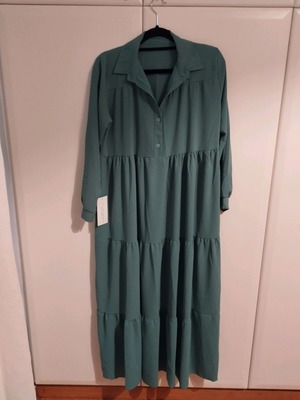 Women's maxi dress in pistachio green color new