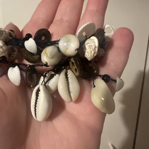 Summer Shell Bracelet like new, handmade with real shells