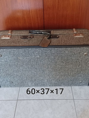 Vintage suitcase, no keys, 60×37×17 cm