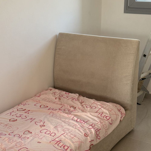 Entos Upholstered Single Bed 90×200 like new