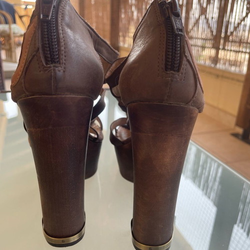 Jean-Michel Cazabat leather sandals like new, brown, size 37