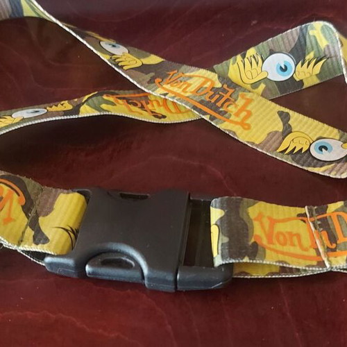 Von Dutch lanyard like new, multicolor with strong metal clasp