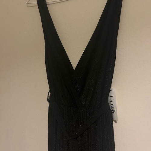 One-piece jumpsuit new with elastic fabric and waist belt