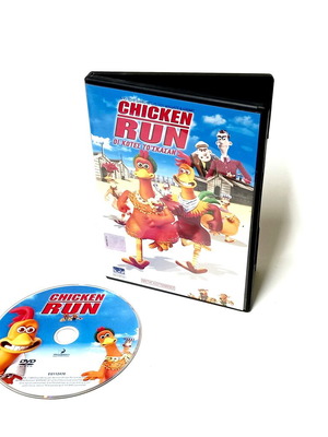 Chicken Run DVD like new with subtitles, comedy adventure fantasy