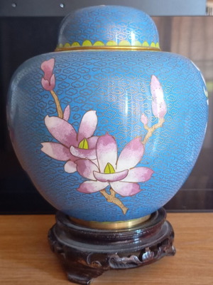 Vintage Chinese Cloisonné Vase with Lid and Wooden Base, 14cm