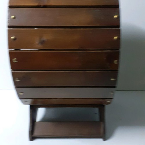 Wine holder used in excellent condition