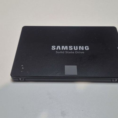 Samsung SSD 860 EVO 250GB SATA 3 Solid State Drive
