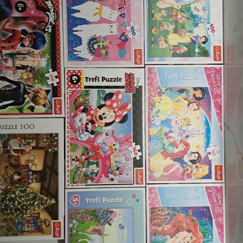 Puzzles like new, pack of 8 pieces