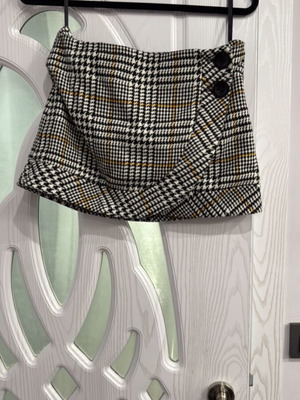 Miss Selfridge skirt like new