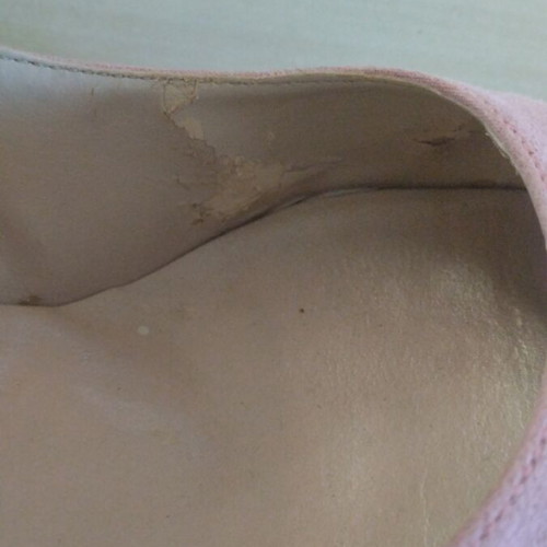 Ellen pink pumps used with some defects, size 40