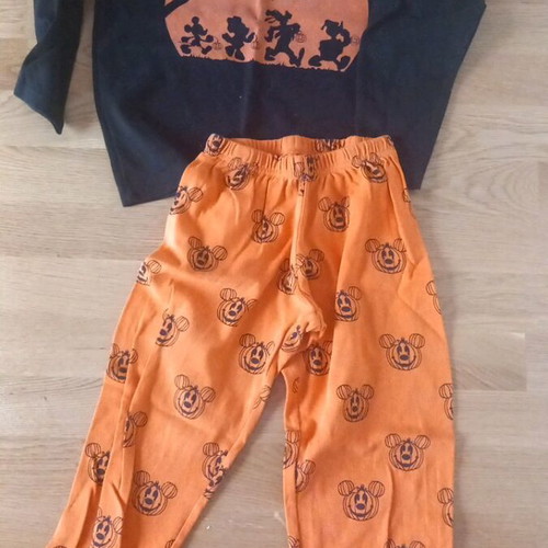 Cotton pajamas Greek made size 8 like new