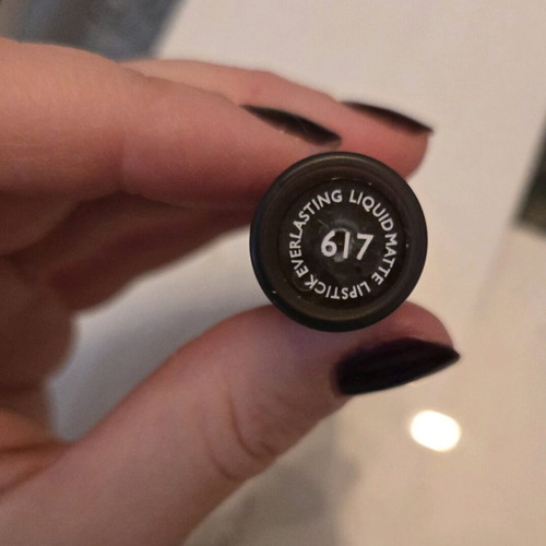 Erre Due lipstick used, shade dark Bordeaux 617