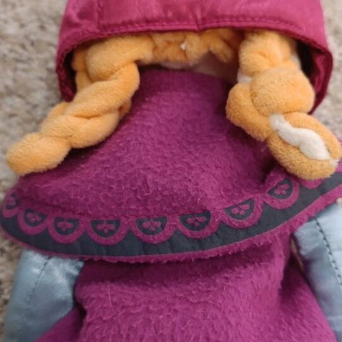 Anna Frozen plush doll used