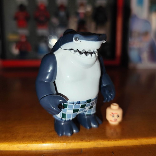King Shark figure like new with opening mouth and detachable head