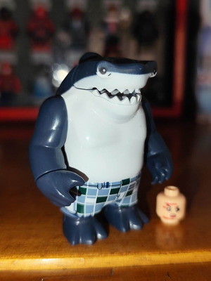 King Shark figure like new with opening mouth and detachable head