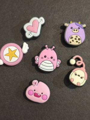 Crocs charms pins jibbitz set like new, white and pink