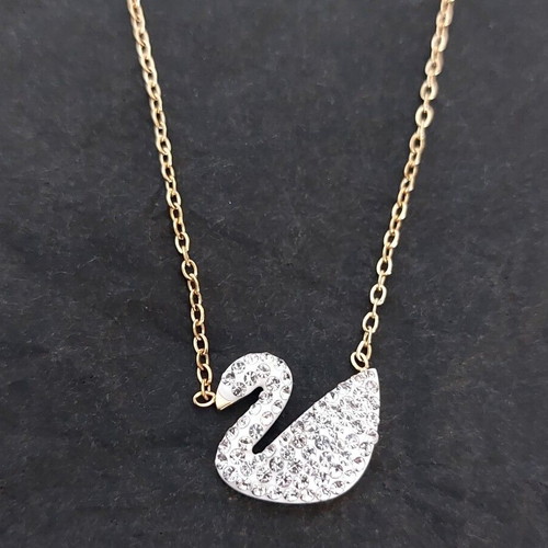 Necklace made of stainless steel, in good condition, gold and silver colors
