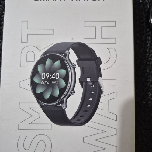 Smart Watch unisex new with all functions