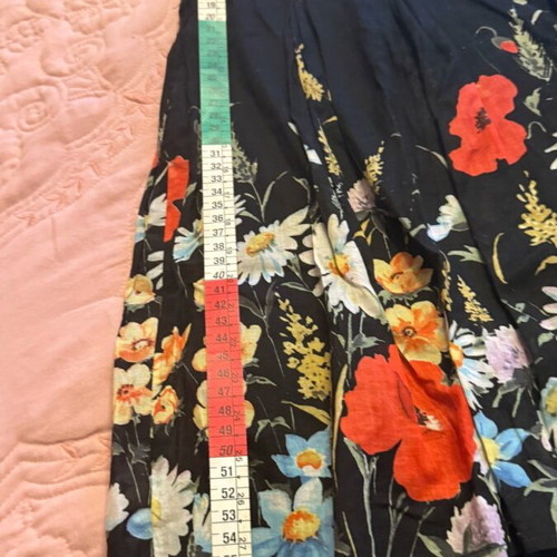 Toi&Moi linen flared skirt with ruffles, large, like new
