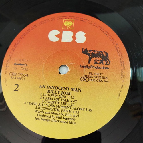 An Innocent Man Billy Joel vinyl used in good condition