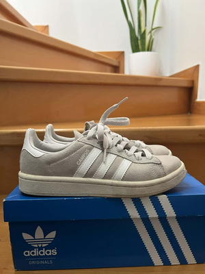 Adidas Campus women's beige suede athletic shoes like new, size 36 2/3