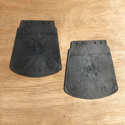 Vintage pair of GR bicycle/moped mudguards 13 x 14.5 cm new